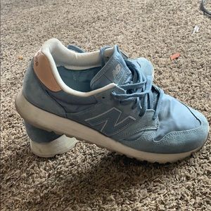 New balance shoes